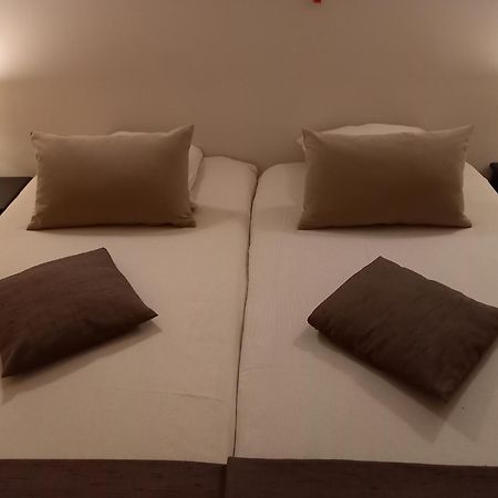 Hebergement Confort Comfortlogies La Fontanella 라로셰안알데네 외부 사진